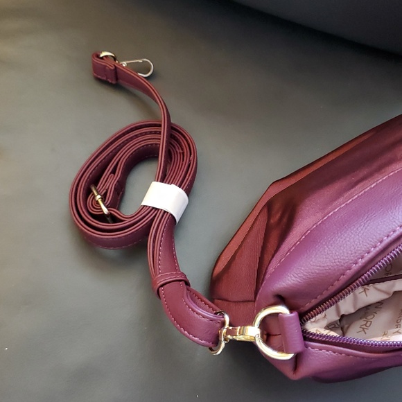 ANDREW MARC NEW YORK PURSE TOTE Bag Set BURGUNDY GOLD BRAIDED CHAIN Faux Leather - Picture 6 of 16